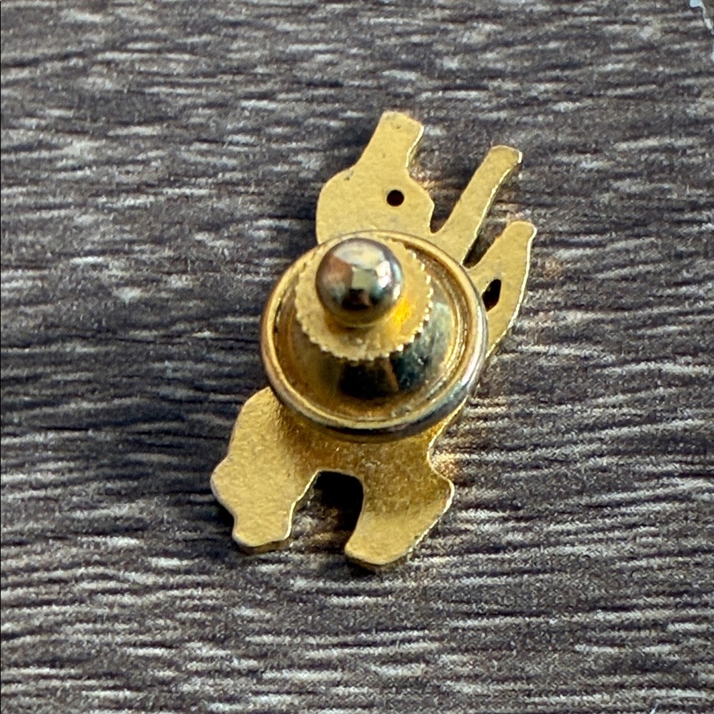 Vintage Rodeo Cowboy Enamel Pin - Picture 6 of 8